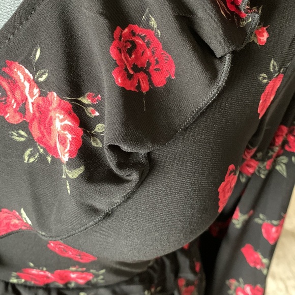 TORRID BLACK FLORAL JERSEY KNIT SKATER DRESS - Picture 13 of 14